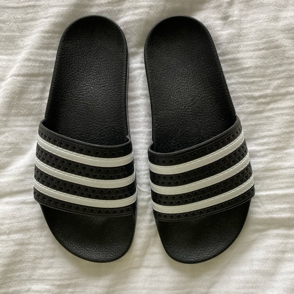 adidas Shoes - Beach slides